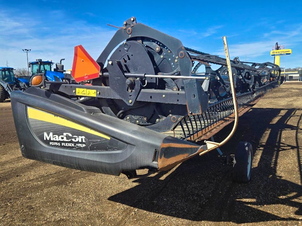 MACDON FD75