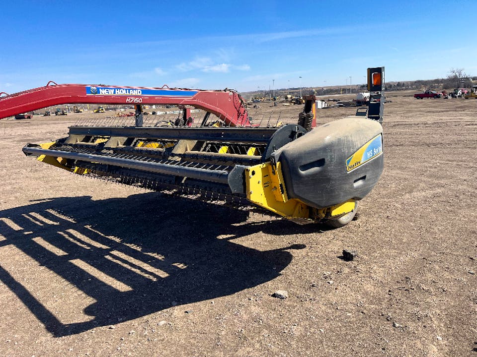New Holland H7150