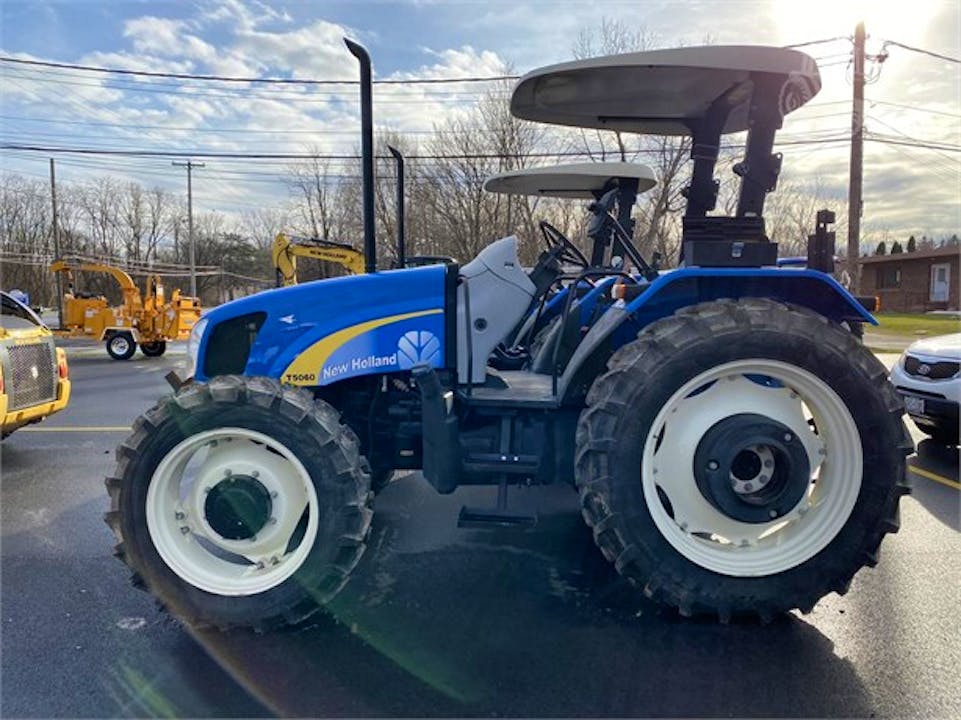 New Holland T5060
