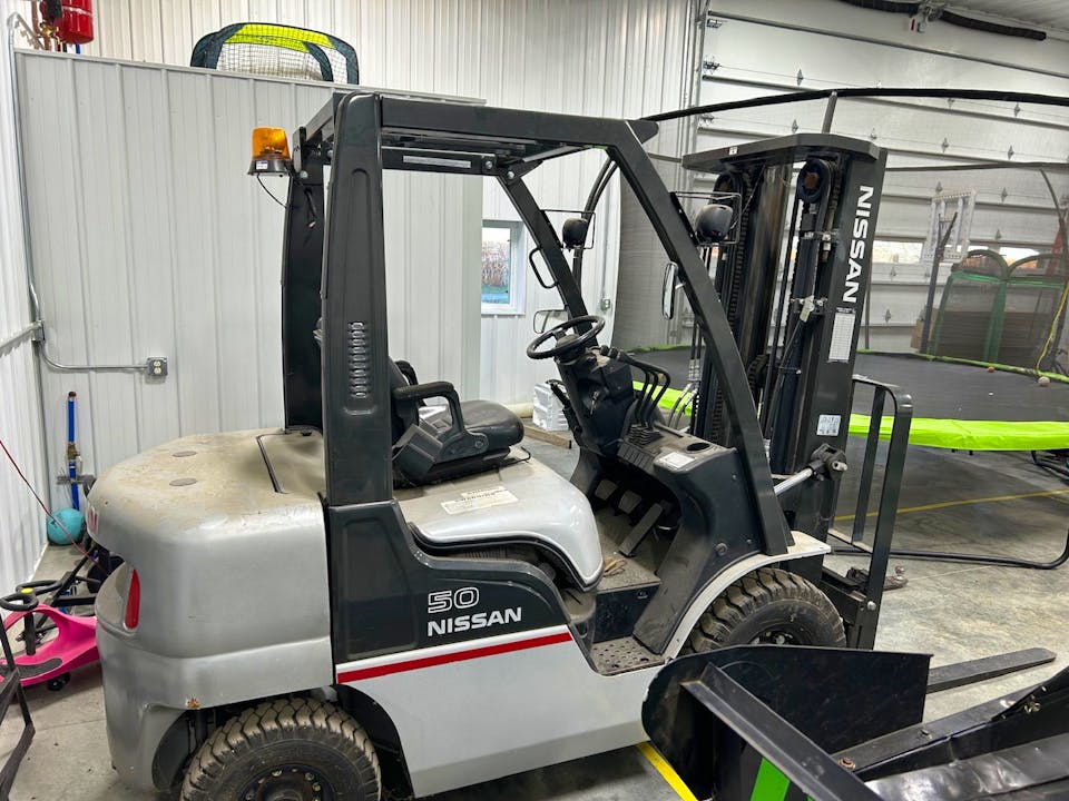 Nissan Forklifts MY1F2A25V