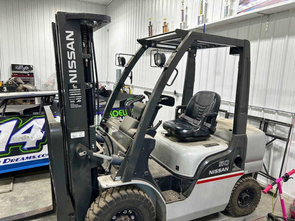 Nissan Forklifts MY1F2A25V