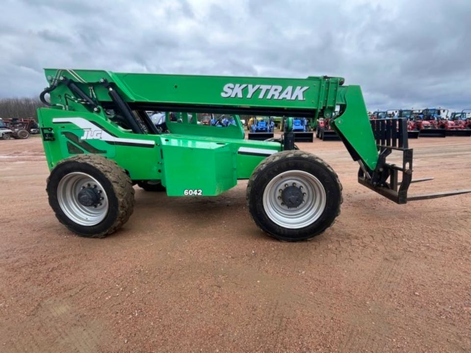 SKYTRAK 6042
