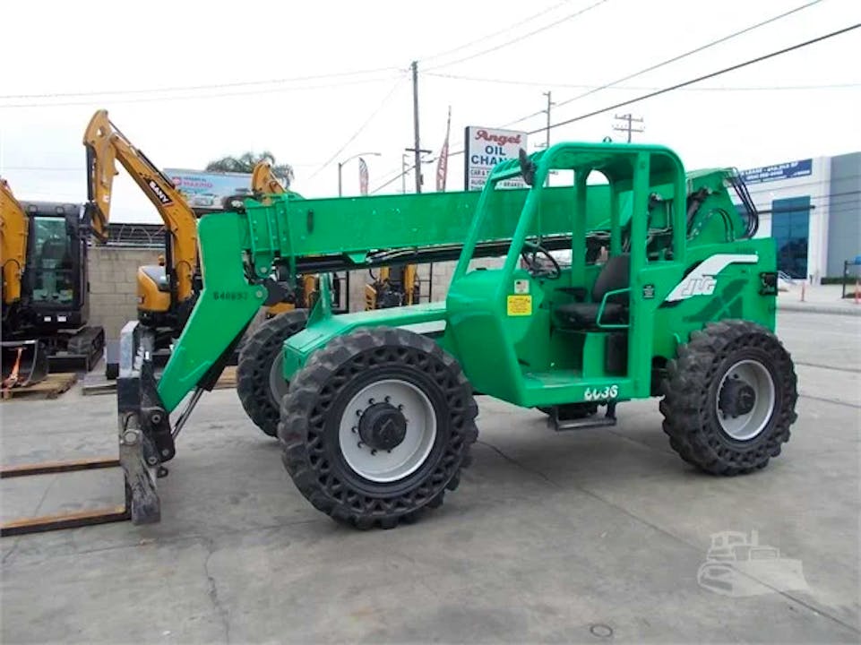 Sky Trak 6036