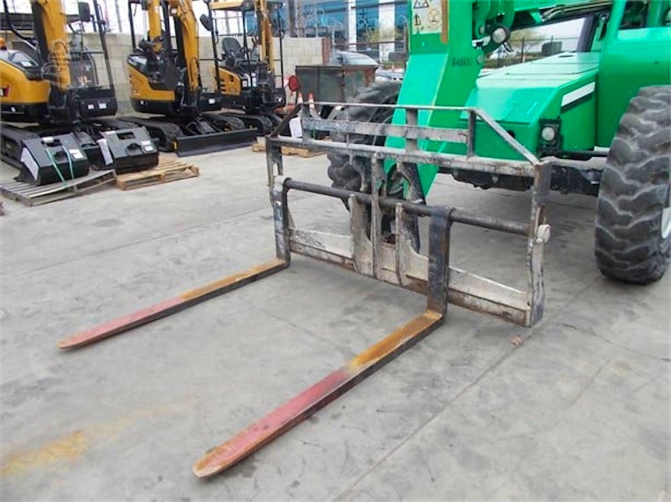 Sky Trak 6036