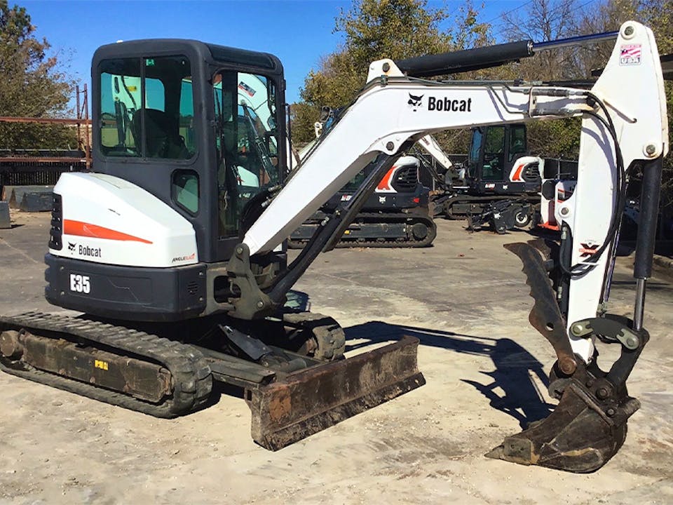 Bobcat E35