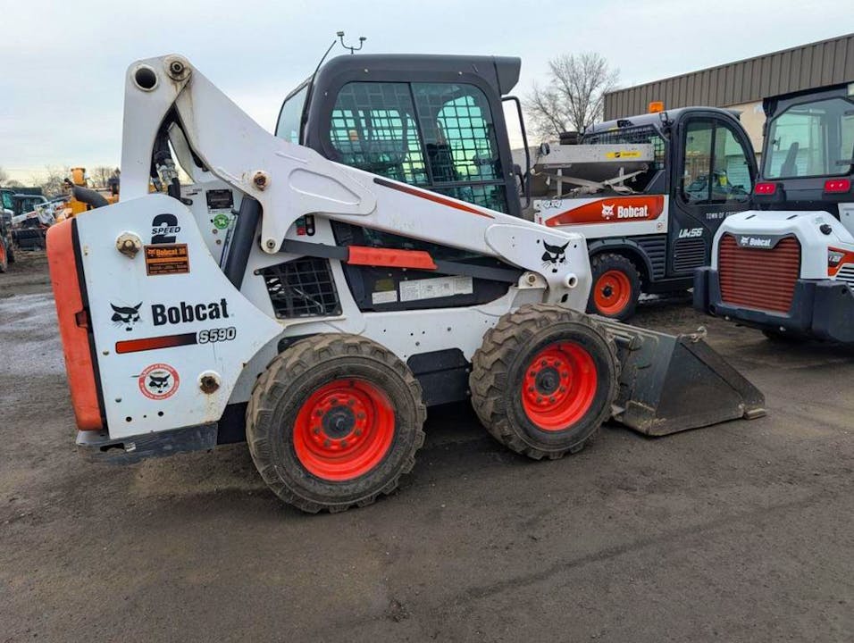 Bobcat S590