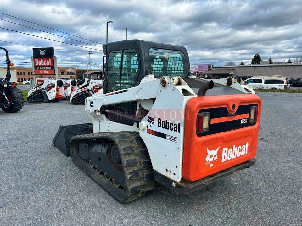 Bobcat T550