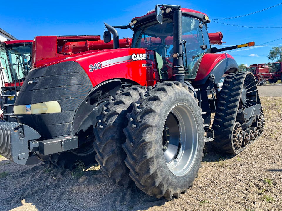 CASE IH 340 MAGNUM TRACK