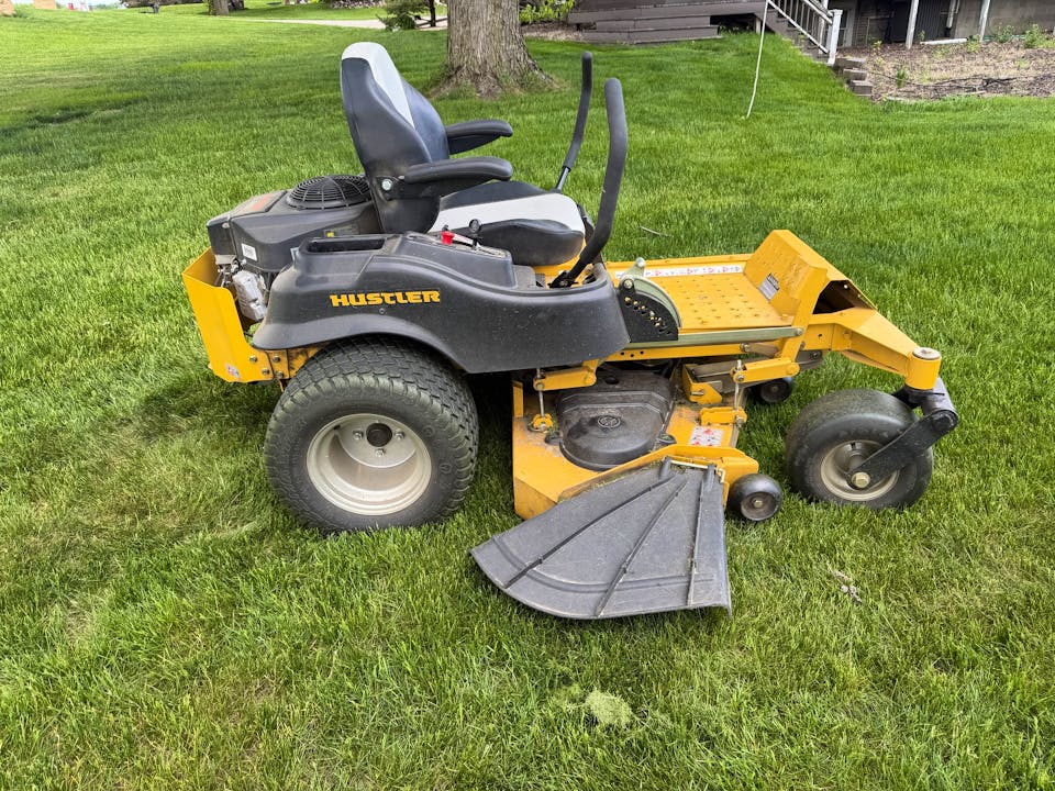 Hustler RaptorSD 23