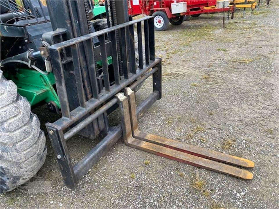 JCB 930
