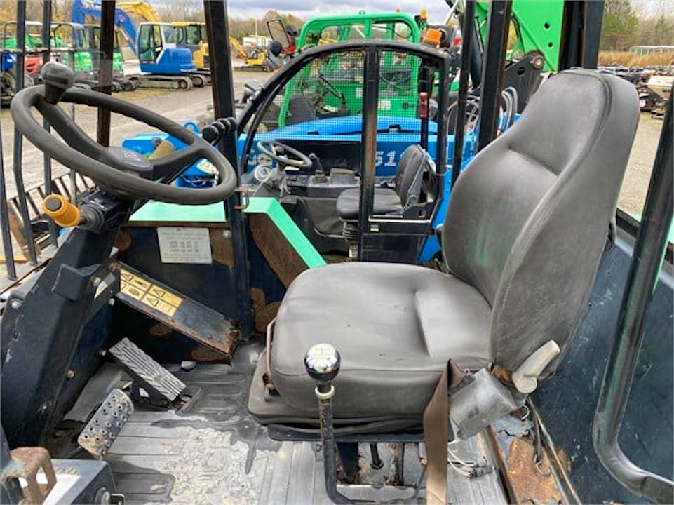 JCB 930