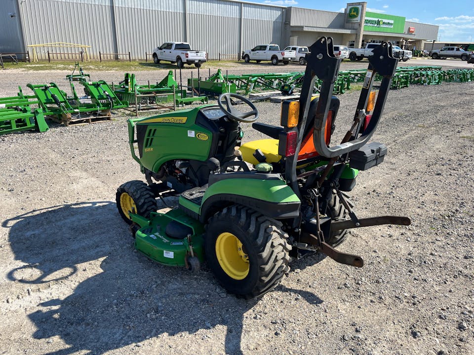 John Deere 1025R