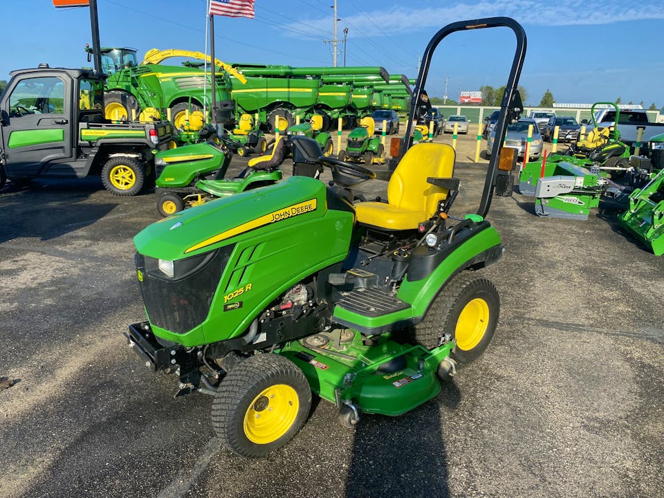 John Deere 1025R