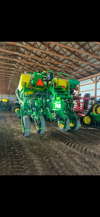 John Deere 1775NT