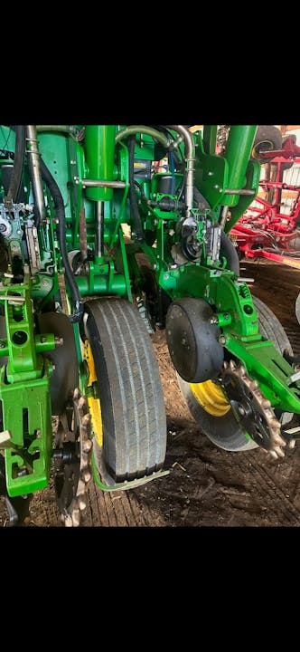John Deere 1775NT