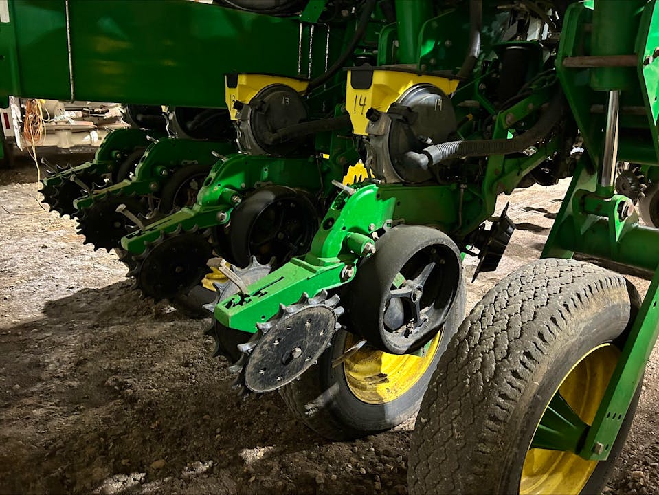 John Deere 1775NT