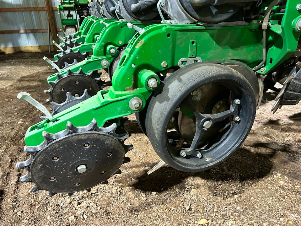 John Deere 1775NT