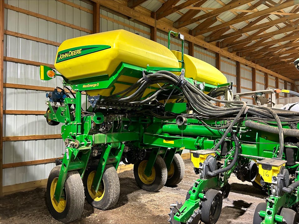 John Deere 1775NT