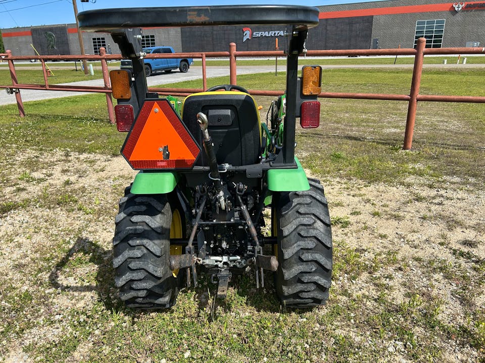 John Deere 2025R