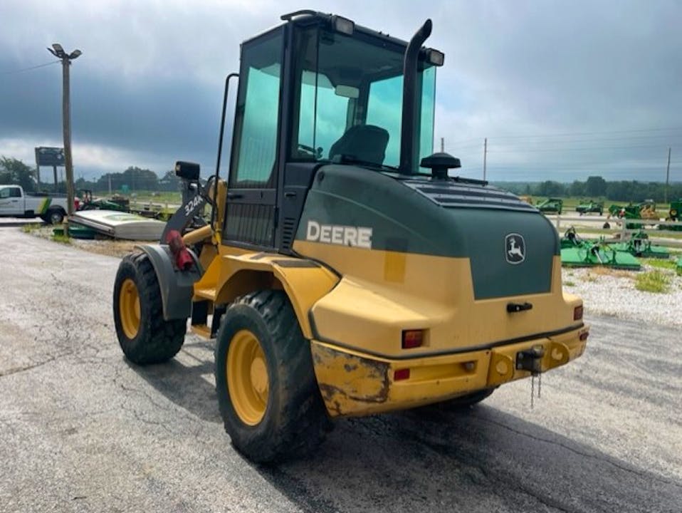 John Deere 324K