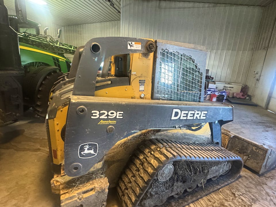 John Deere 329E