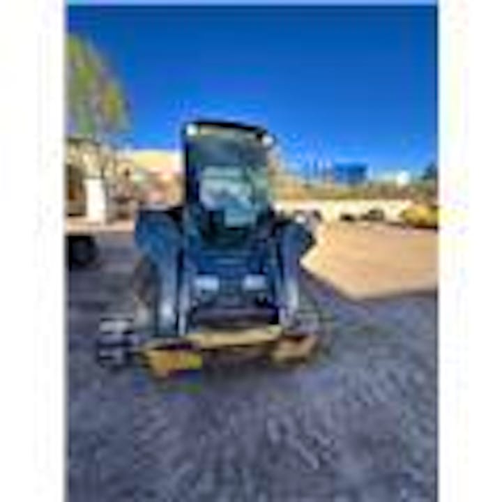 John Deere 333G