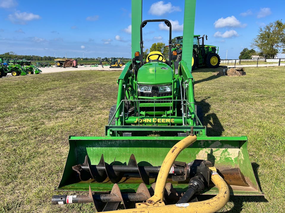 John Deere 4052R
