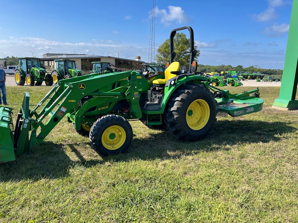 John Deere 4052R