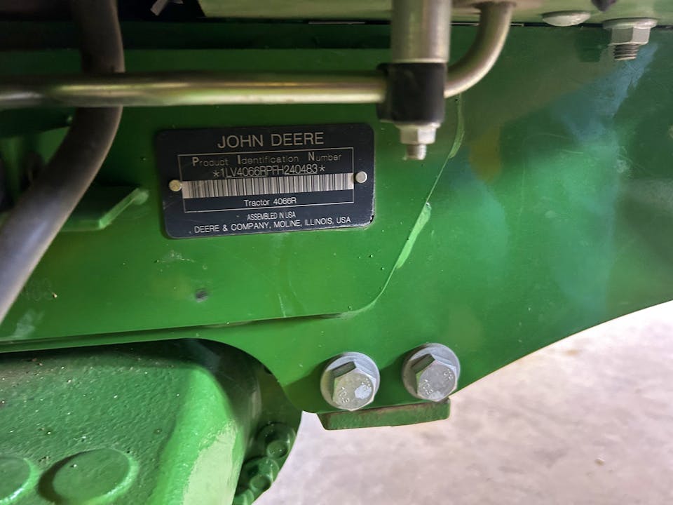 John Deere 4066R