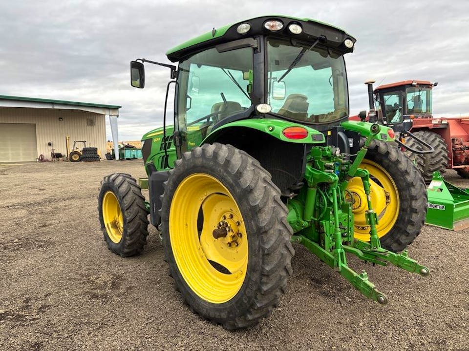 John Deere 6125R