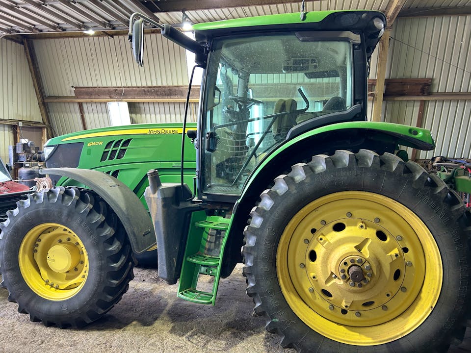 John Deere 6140R