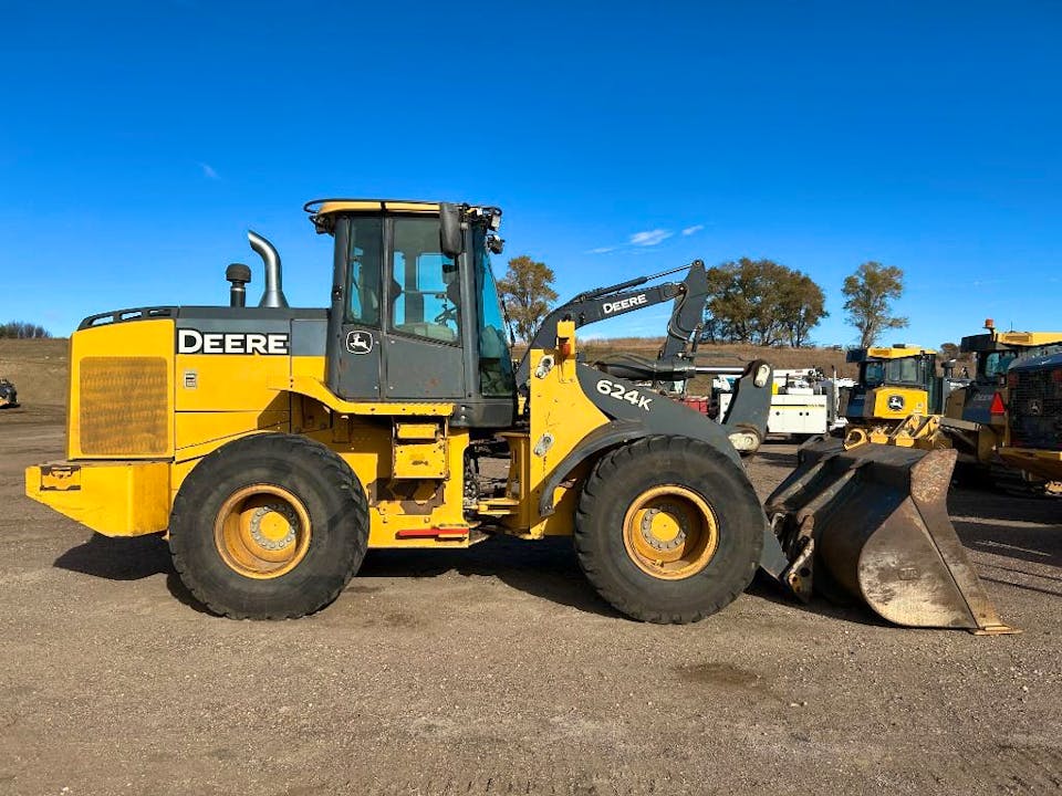 John Deere 624K