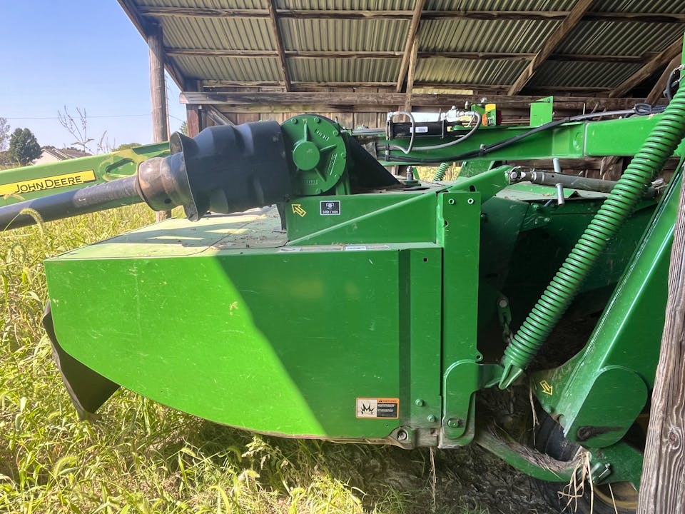 John Deere 630