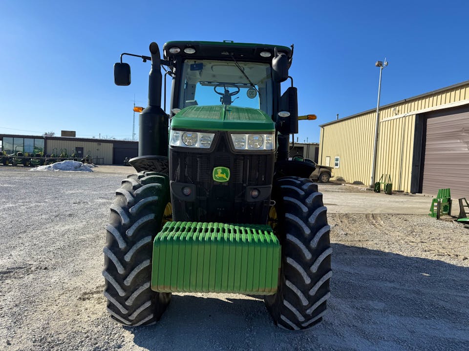 John Deere 7230R