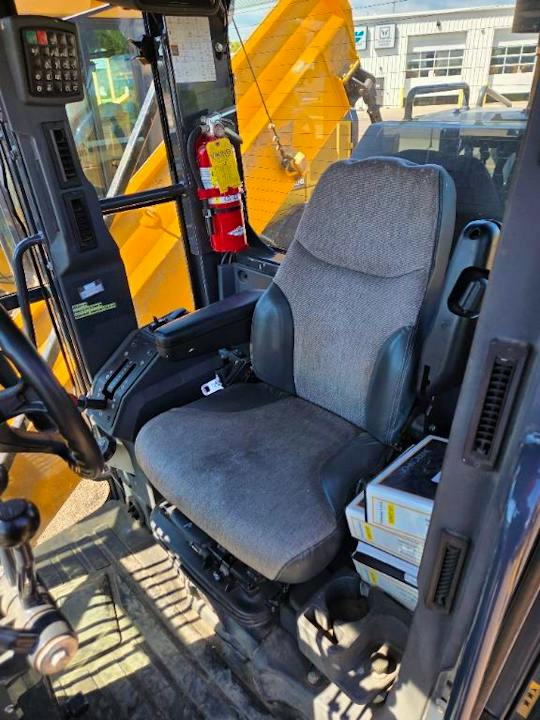 John Deere 770G