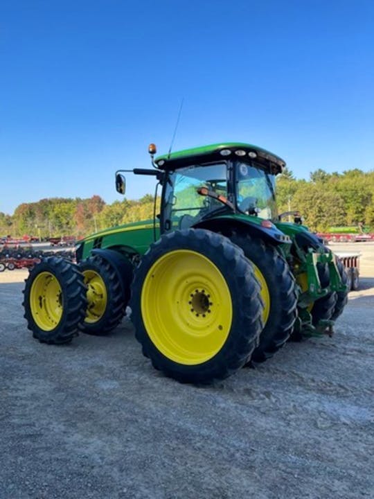 John Deere 8285R