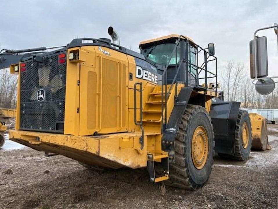 John Deere 944K