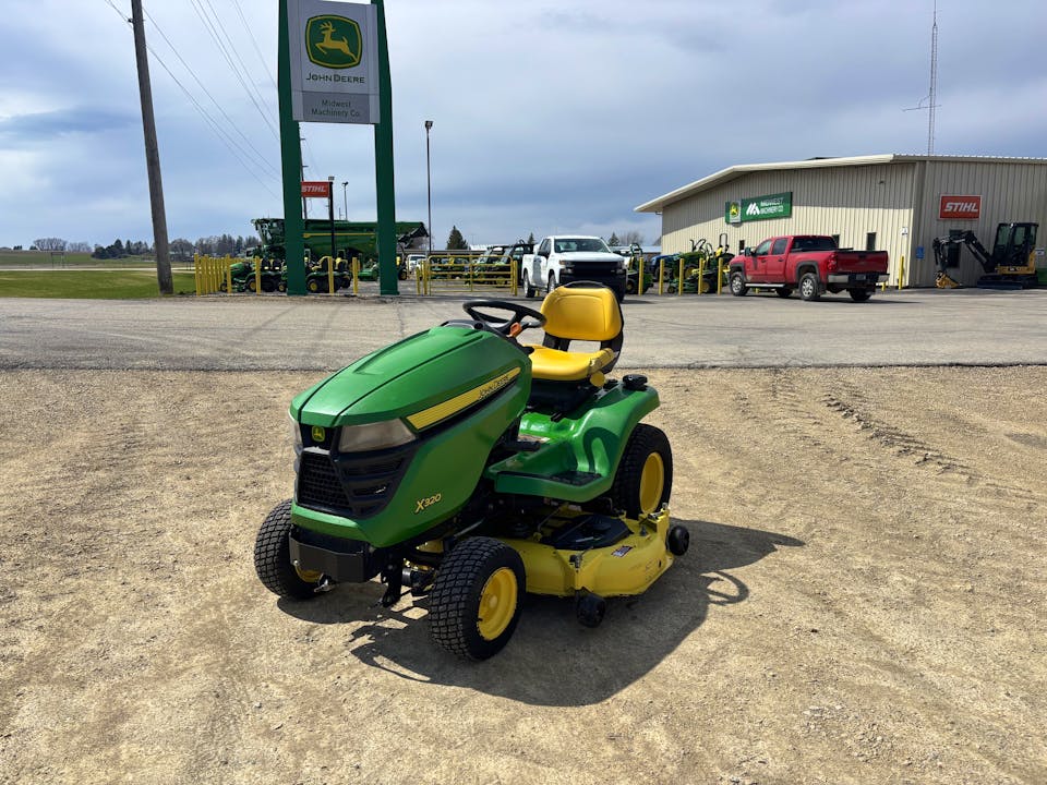 John Deere X320