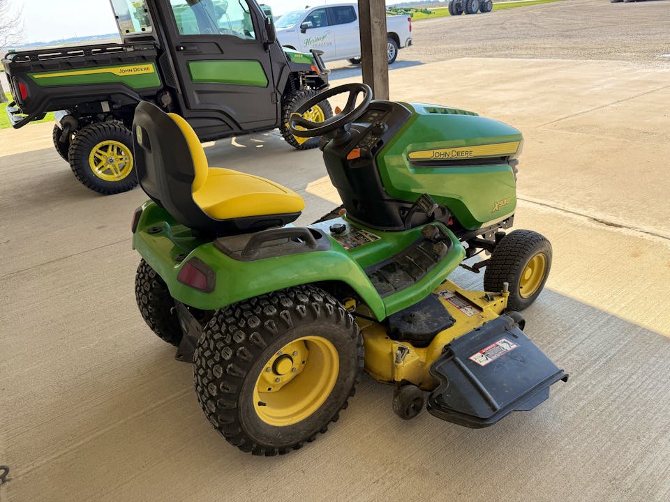 John Deere X530