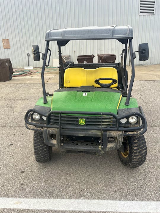 John Deere XUV625I GREEN