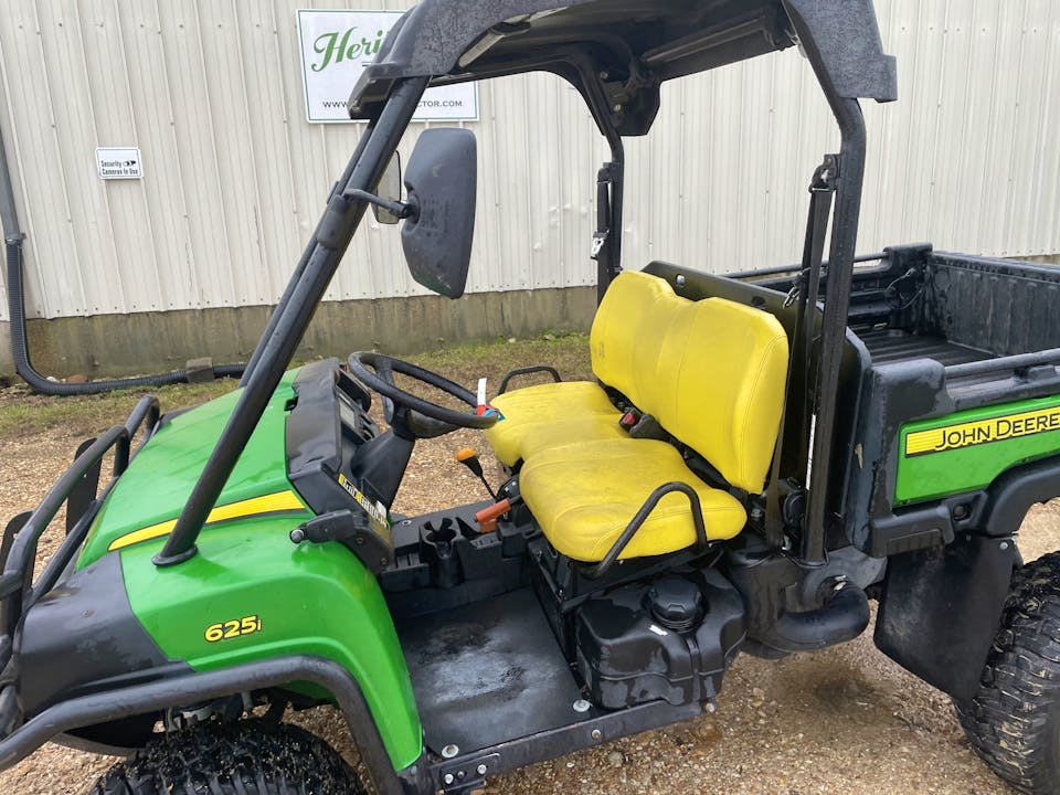 John Deere XUV625I GREEN