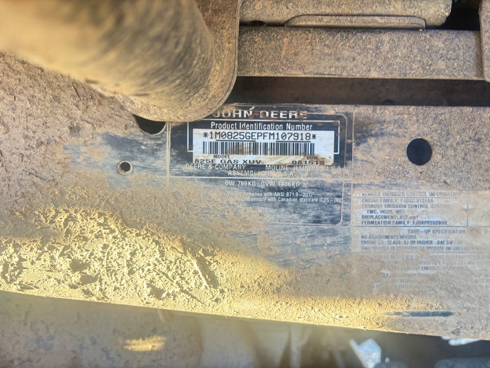 John Deere XUV825i Power Steering