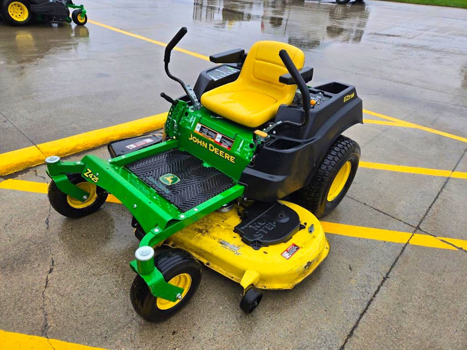 John Deere Z425