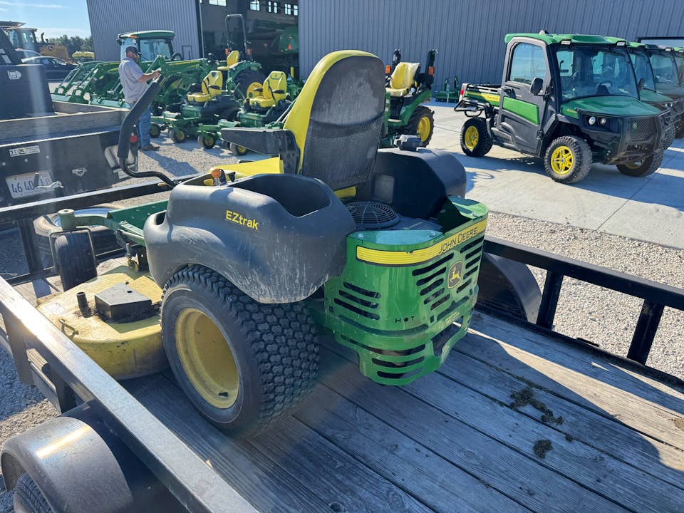 John Deere Z665