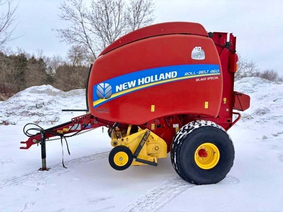 New Holland RB460