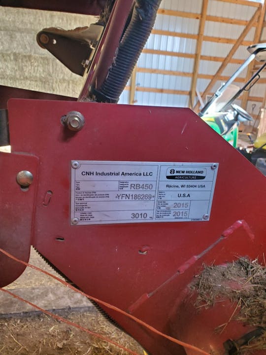 New Holland Rollbelt 450