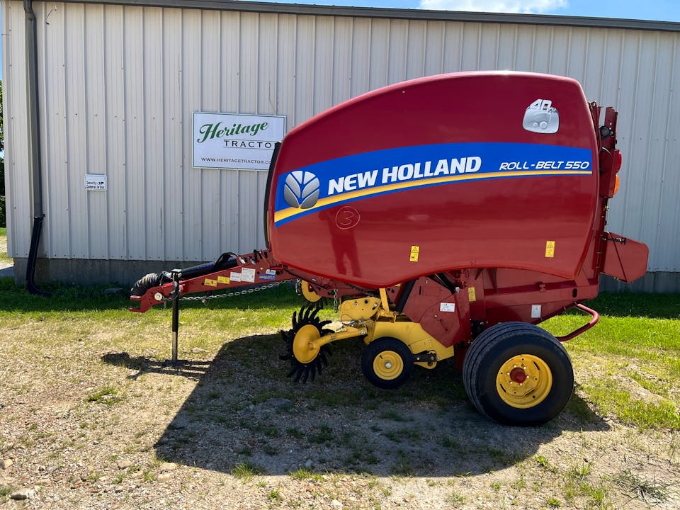 New Holland Rollbelt 550
