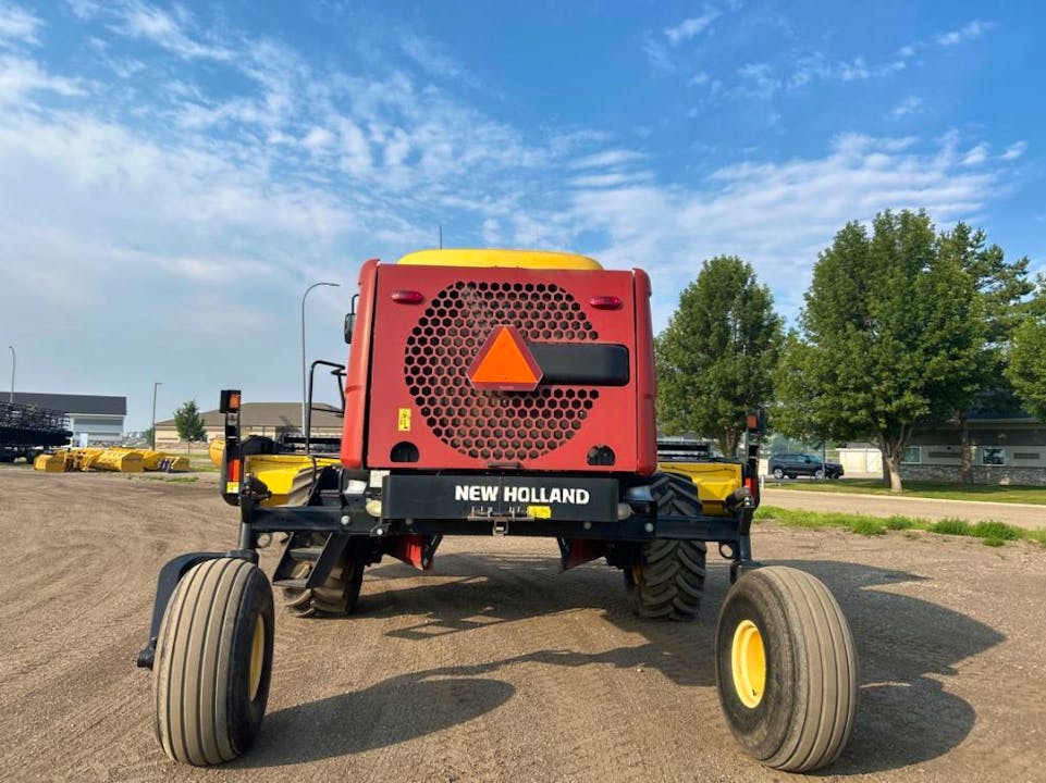 New Holland SR130