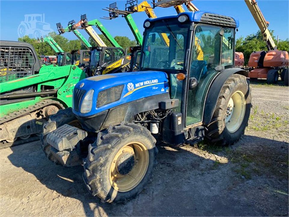 New Holland T4.95F