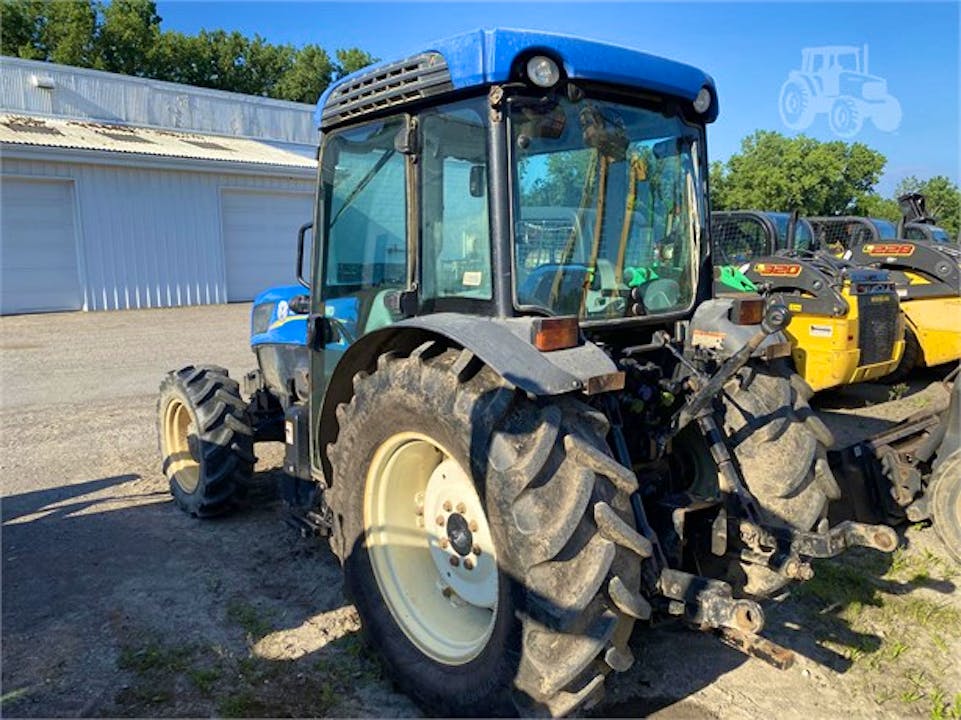 New Holland T4.95F